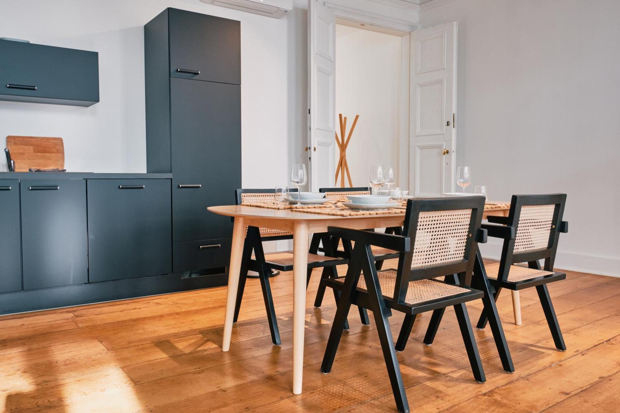 Urbanchic Appartement Elegance Hyper Centre Льеж Экстерьер фото