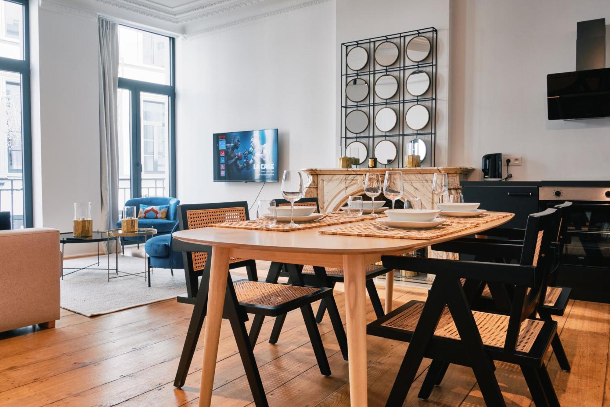 Urbanchic Appartement Elegance Hyper Centre Льеж Экстерьер фото